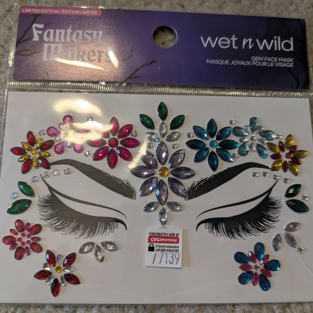 New Wet N Wild Fantasy Makers Gem Face Mask Petal Down, Queen Flowers Floral
